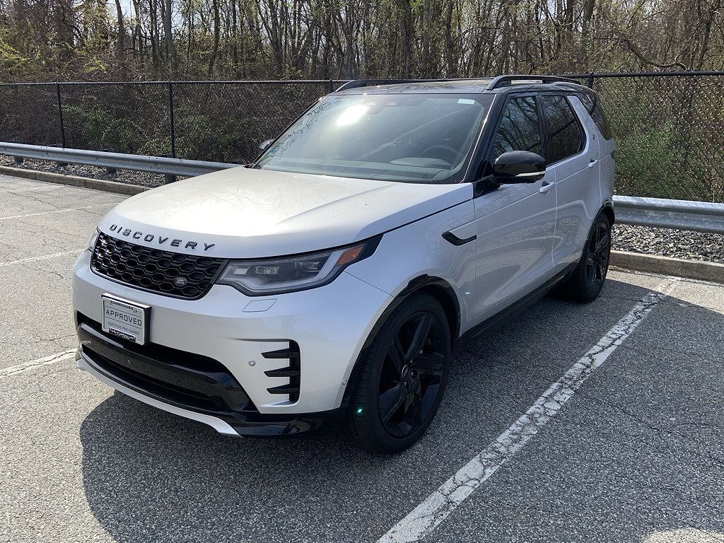 2024 LAND ROVER Discovery