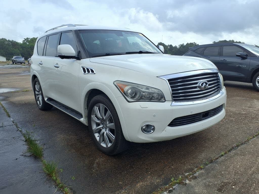 Infiniti QX56