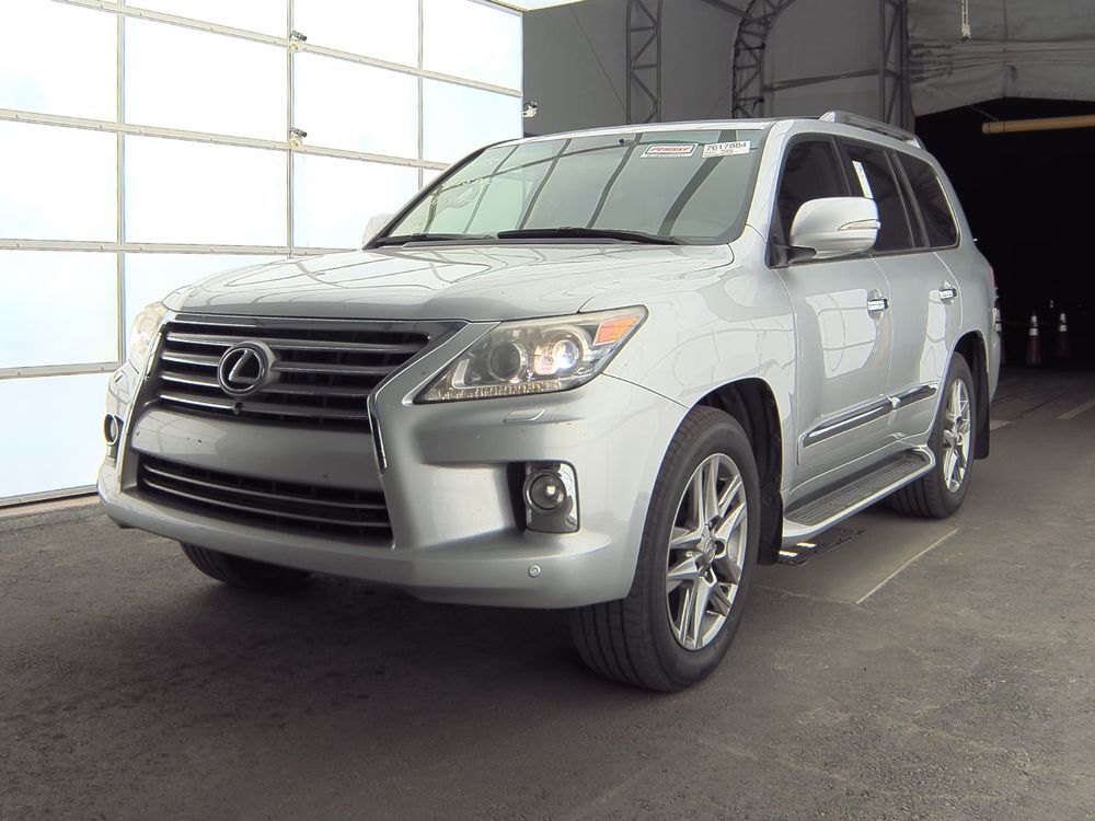 Lexus LX