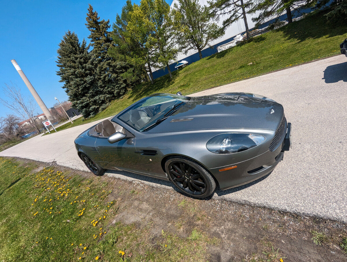 Aston Martin DB9