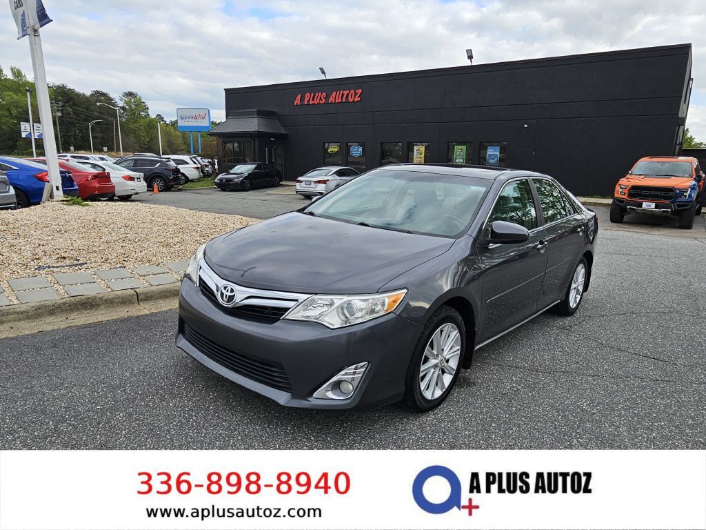 2012 TOYOTA Camry