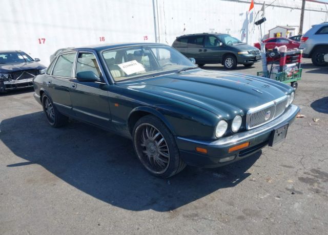 Jaguar XJ6