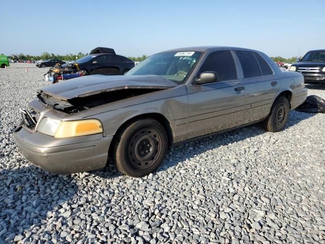 Ford Crown Victoria