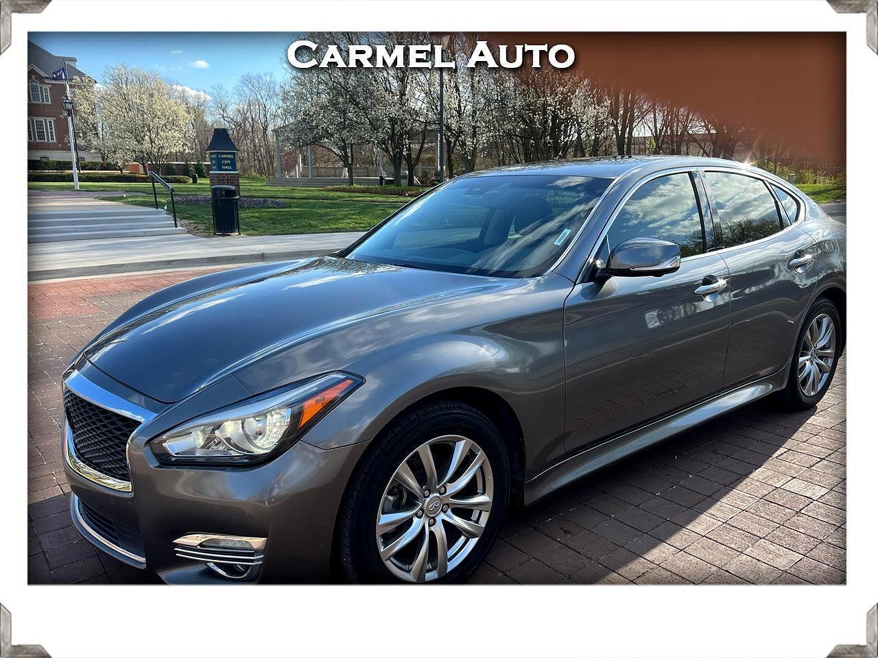 Infiniti Q70