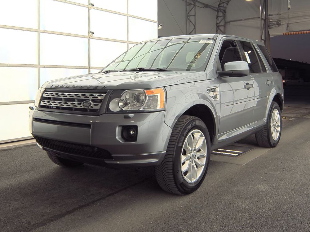 Land Rover LR2