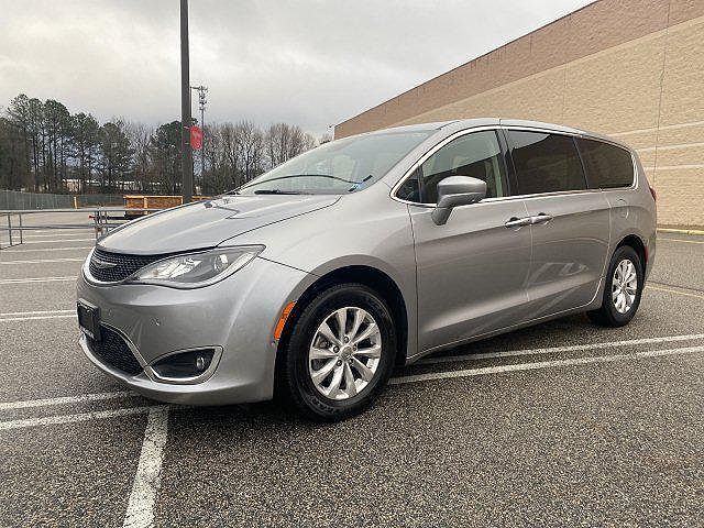 2019 CHRYSLER Pacifica