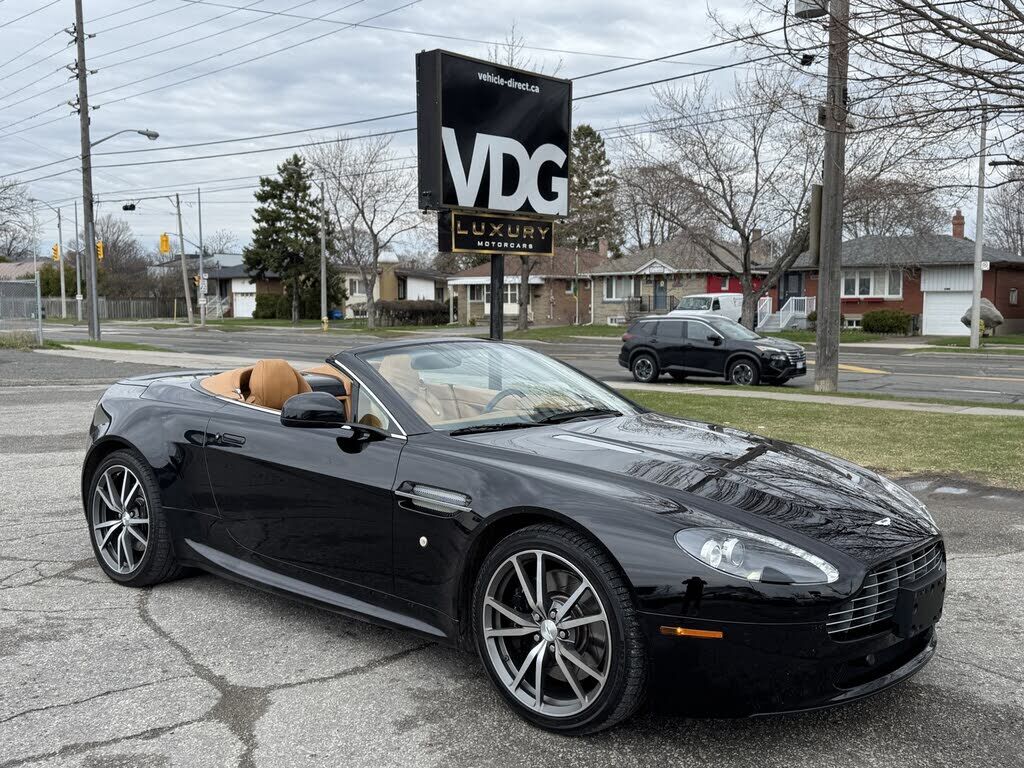Aston Martin V8 Vantage