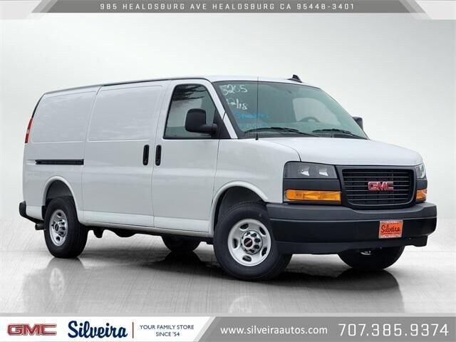 2025 GMC Savana