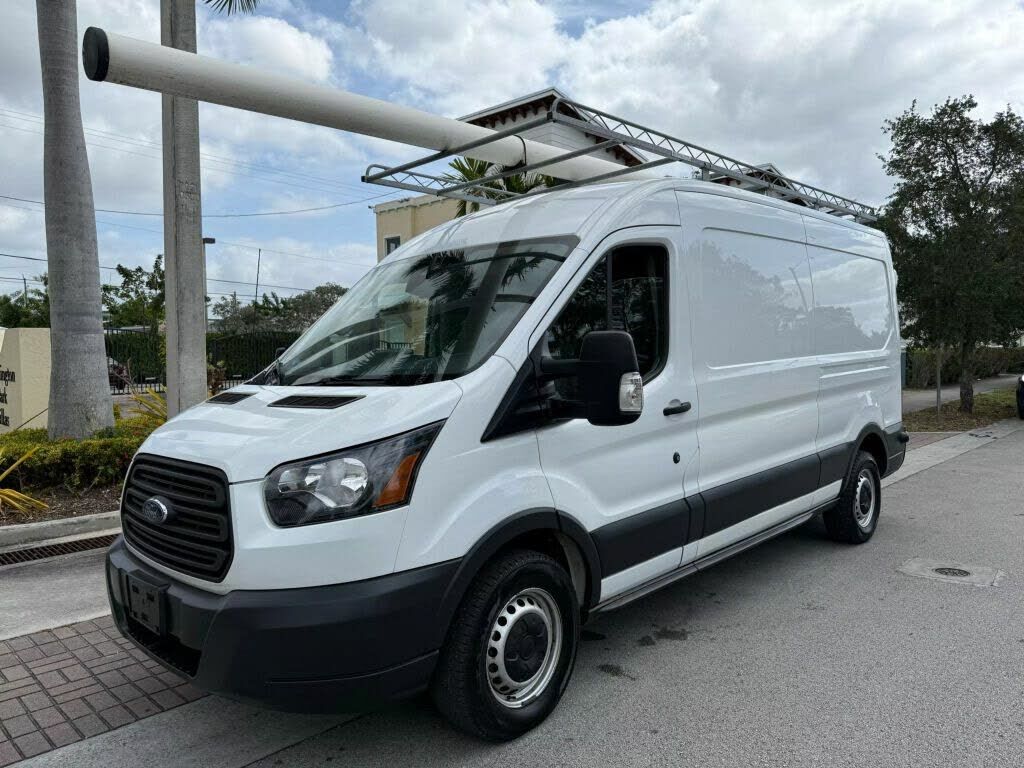2018 FORD Transit