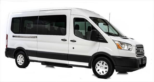 2015 FORD Transit
