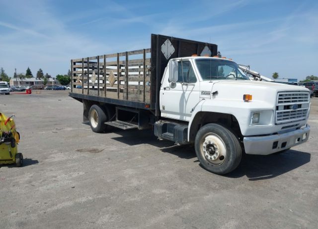 Ford F-700