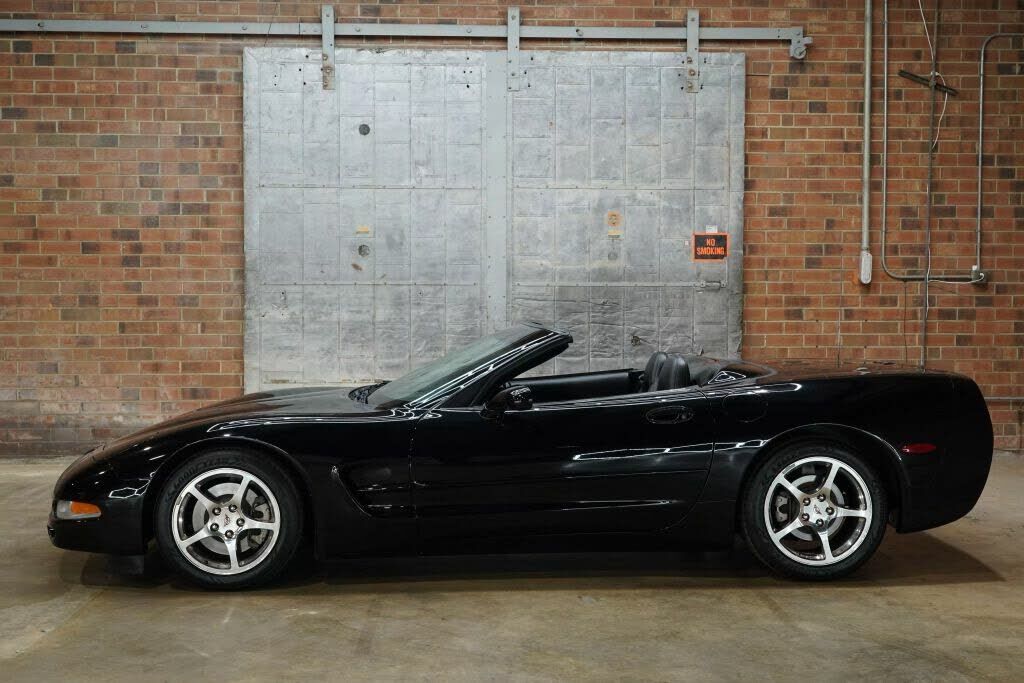 2004 CHEVROLET Corvette