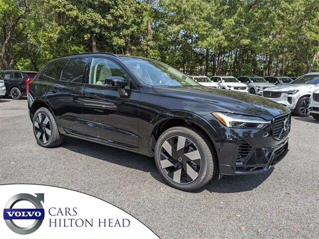 2025 VOLVO XC60