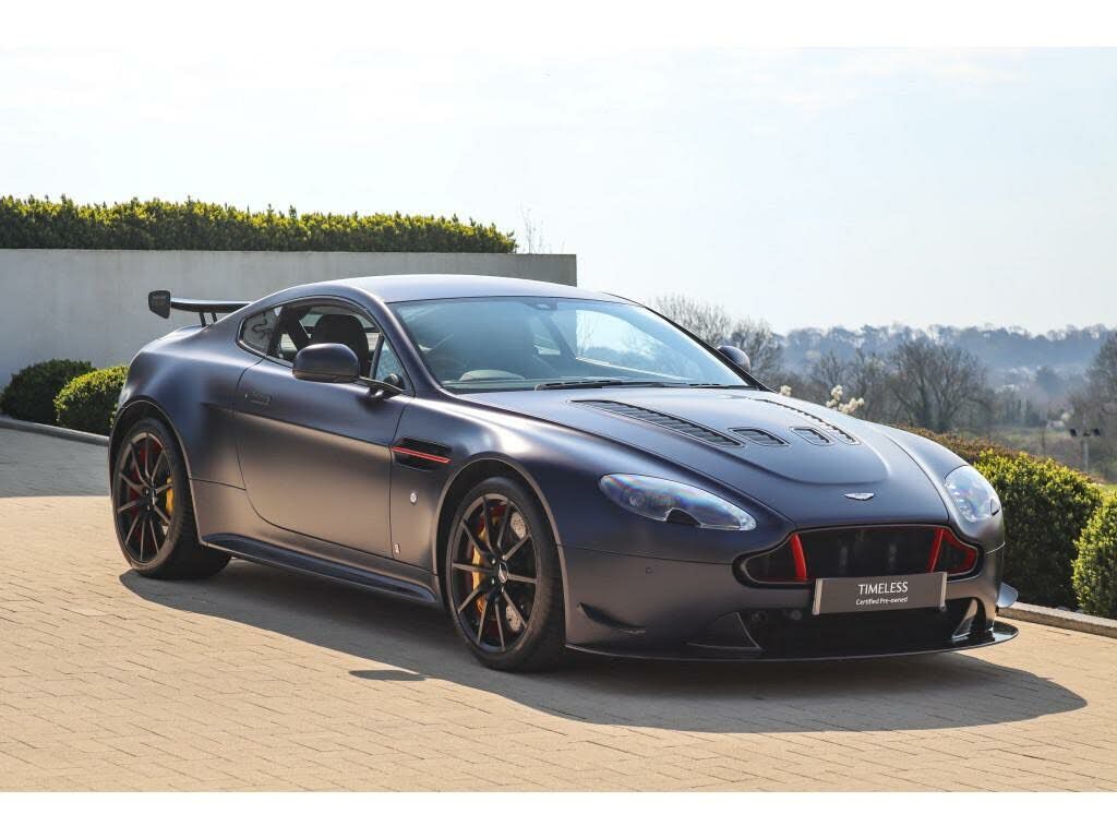 Aston Martin V12 Vantage