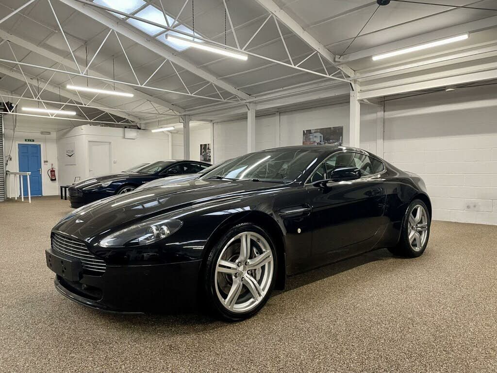Aston Martin V8 Vantage