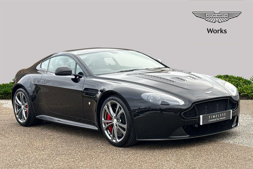 Aston Martin V12 Vantage