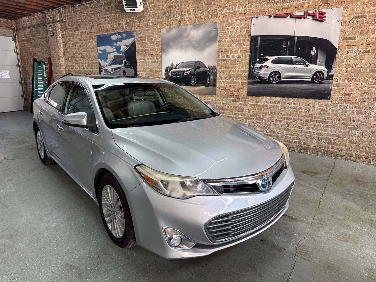 2013 TOYOTA Avalon