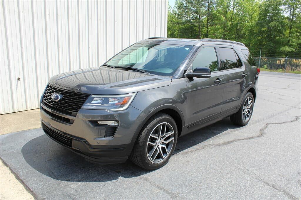 2018 FORD Explorer