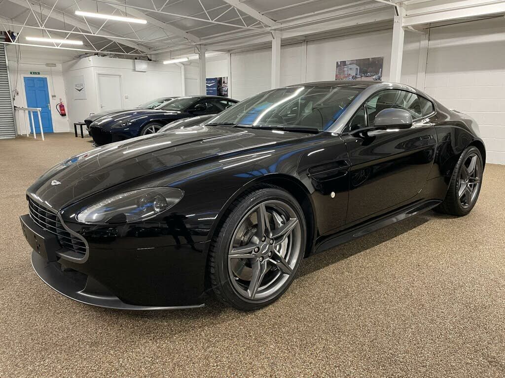 Aston Martin V8 Vantage