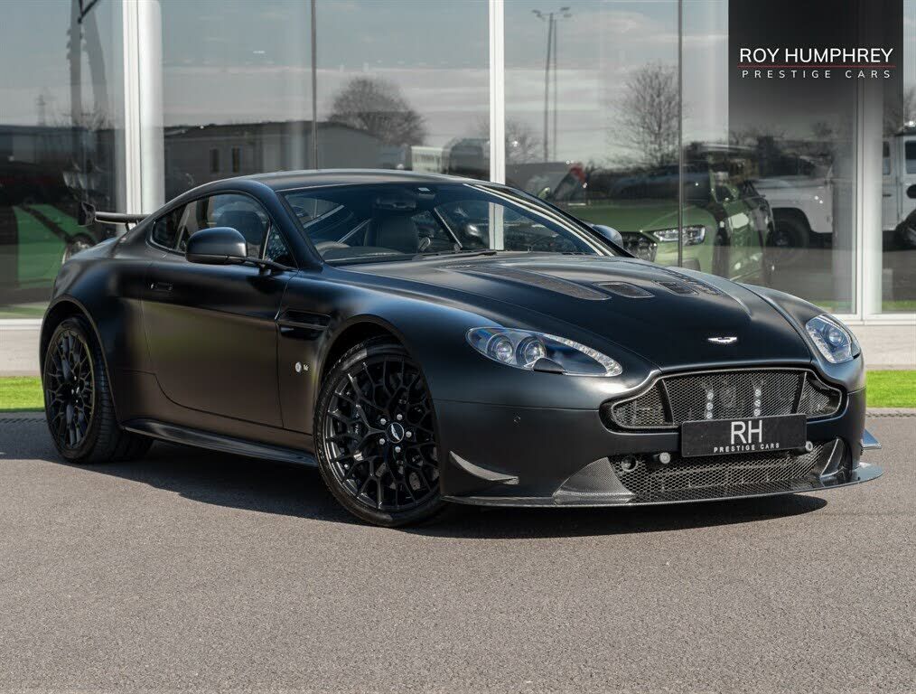 Aston Martin V12 Vantage