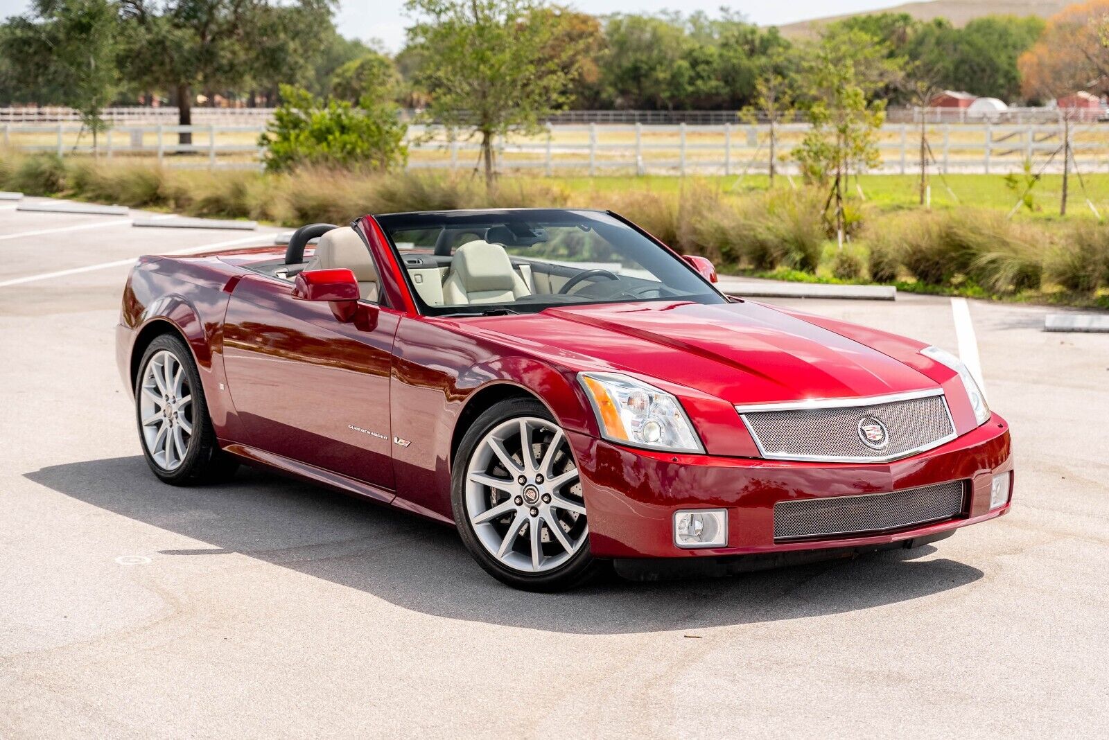 Cadillac XLR