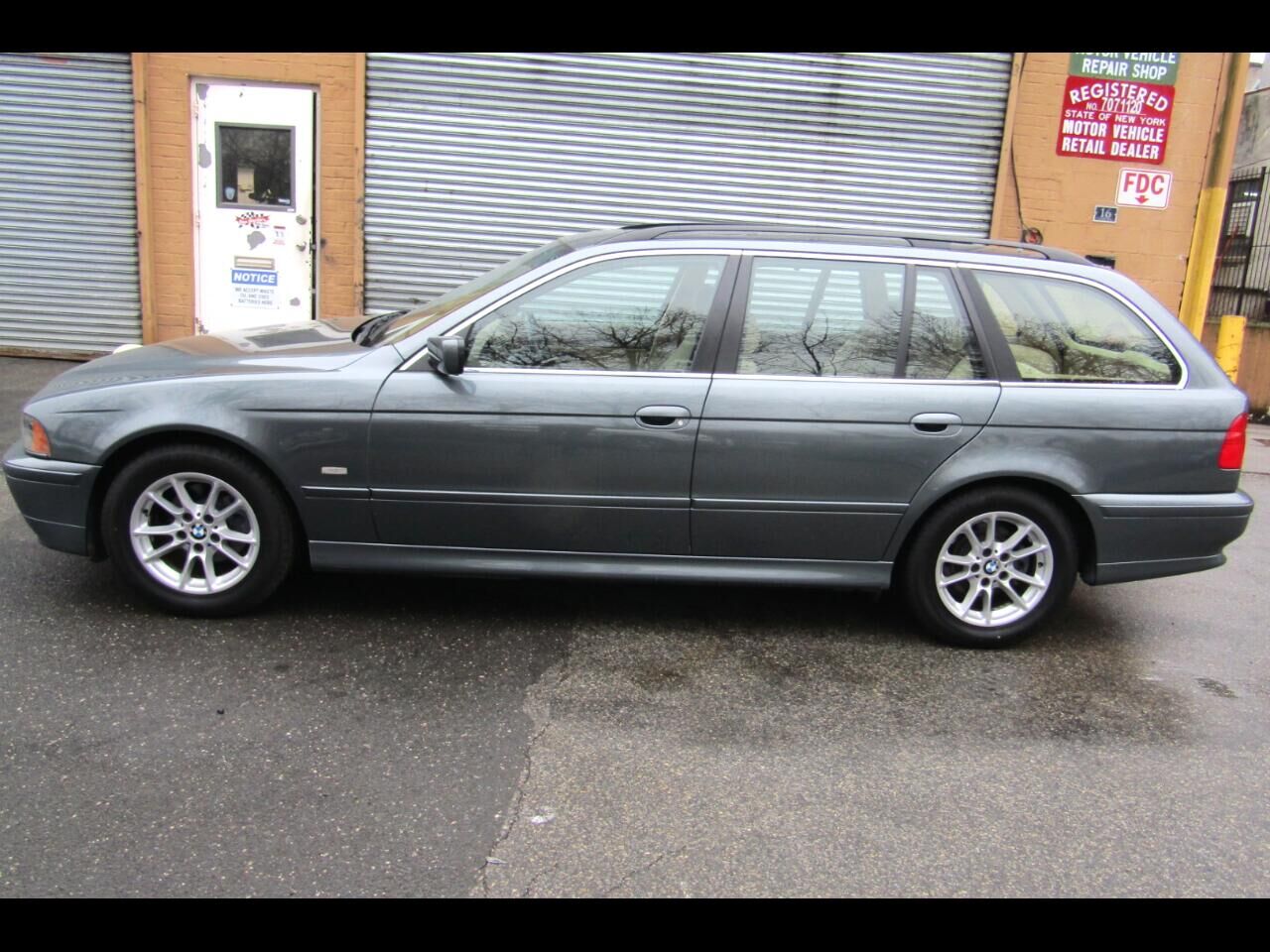 BMW 525iA