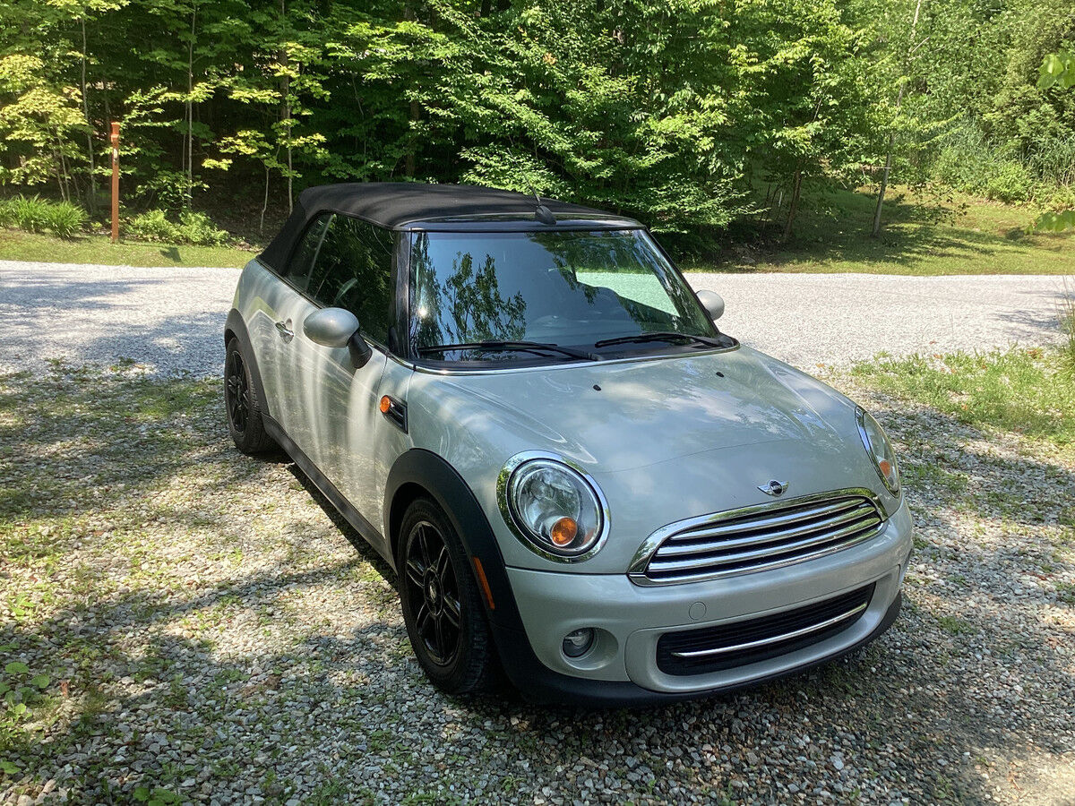 MINI Cooper Convertible