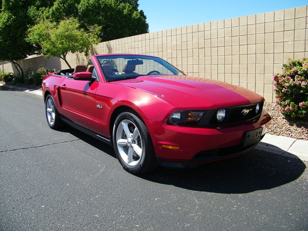 2011 FORD Mustang