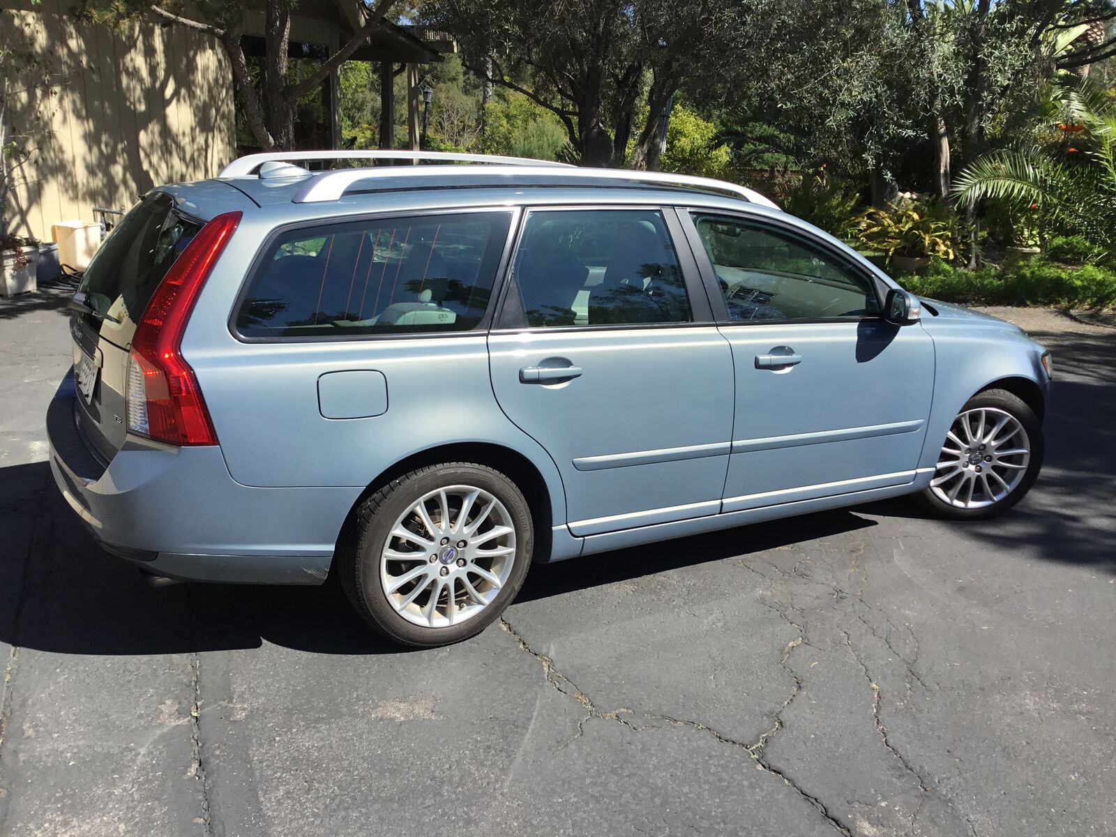 Volvo V50