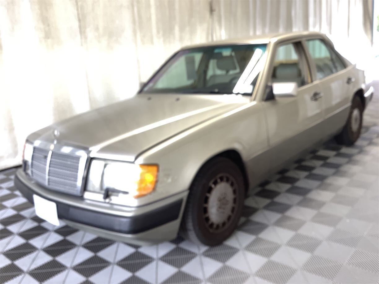Mercedes-Benz 300