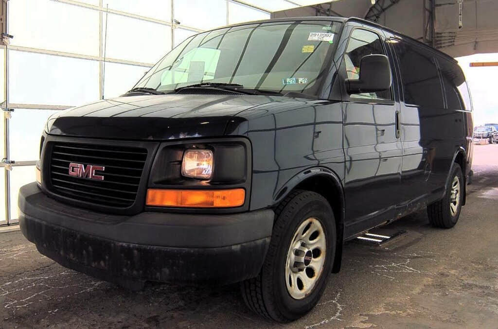 GMC Savana