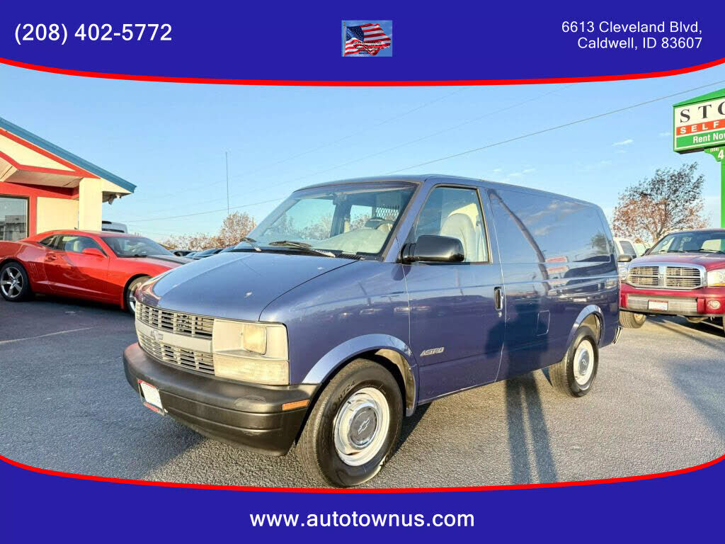 Chevrolet Astro Van
