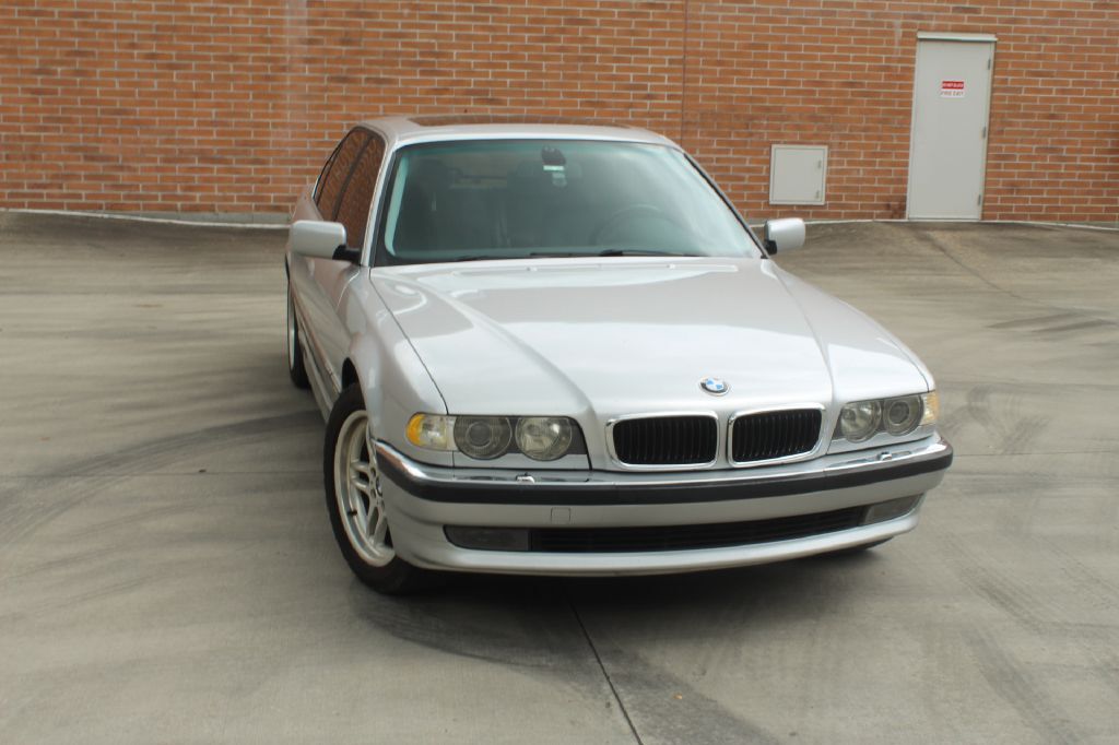 BMW 740iL