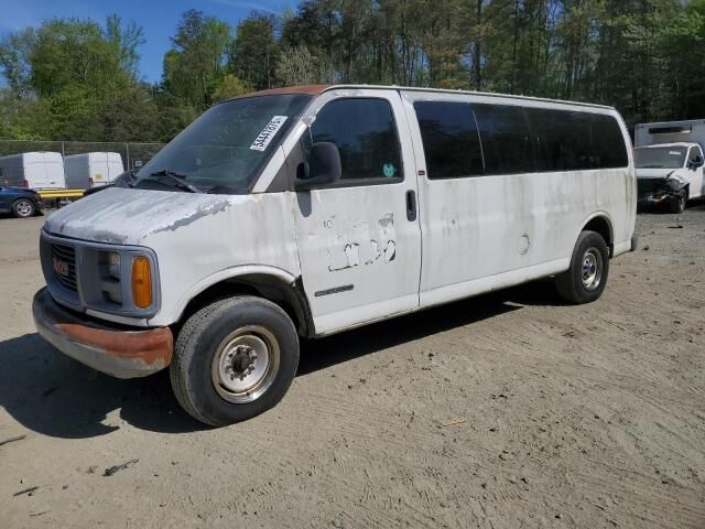 GMC Savana
