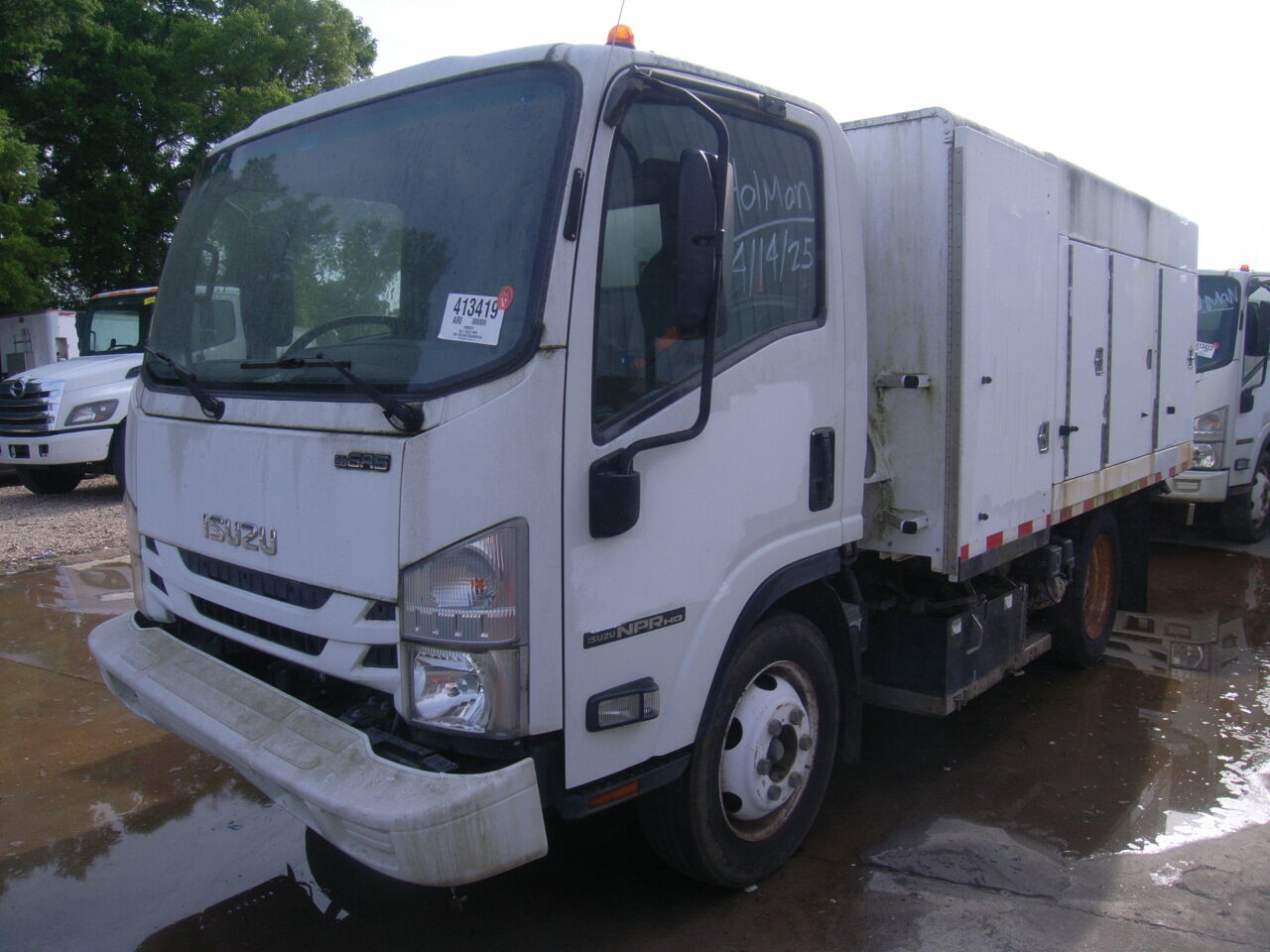Isuzu NPR/NPR-HD