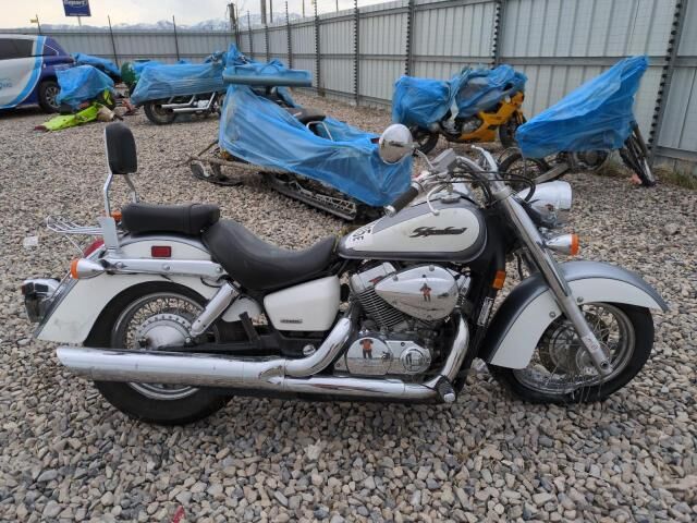 Honda VT750 (Shadow Aero)