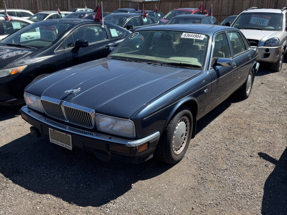 Jaguar Vanden Plas