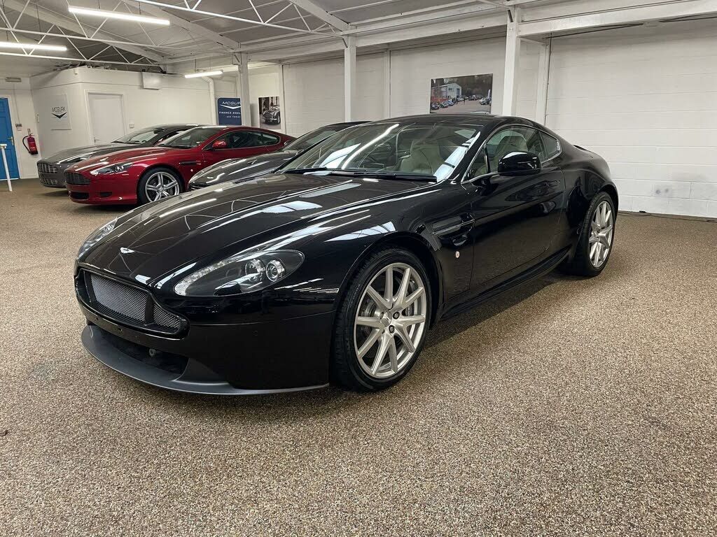 Aston Martin V8 Vantage