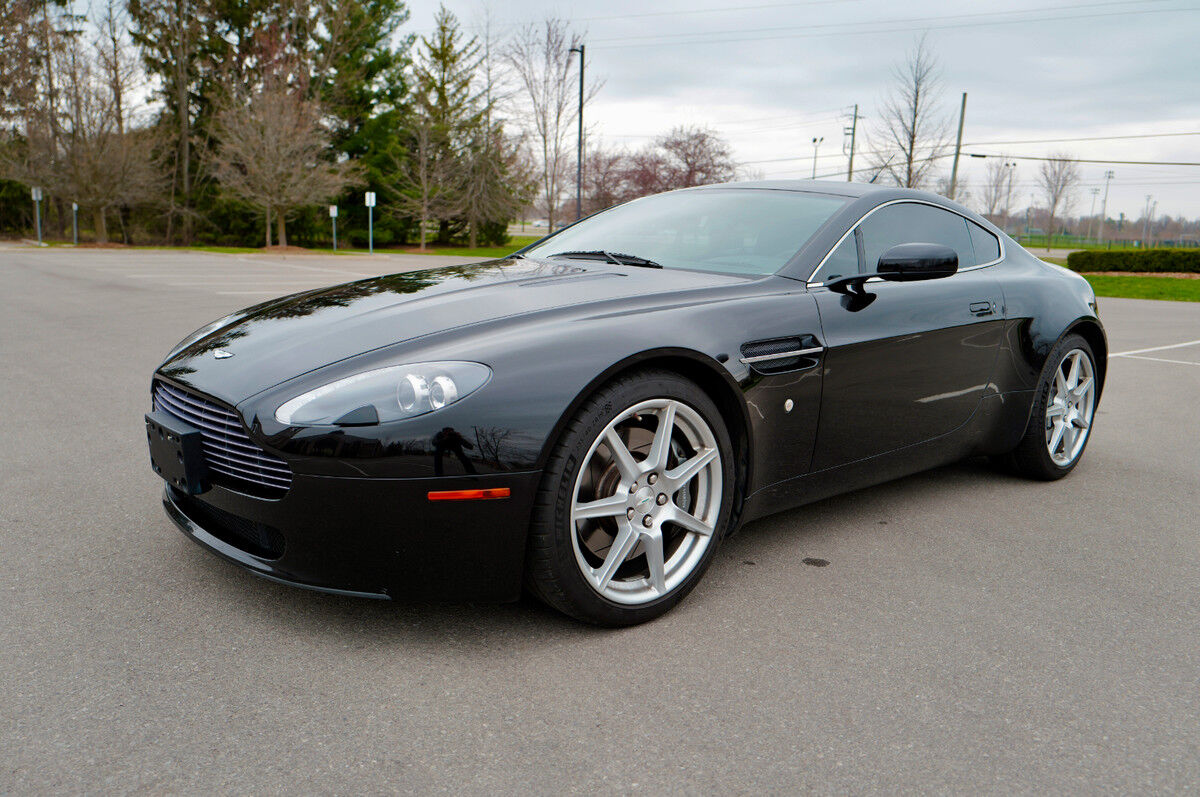 Aston Martin V8 Vantage
