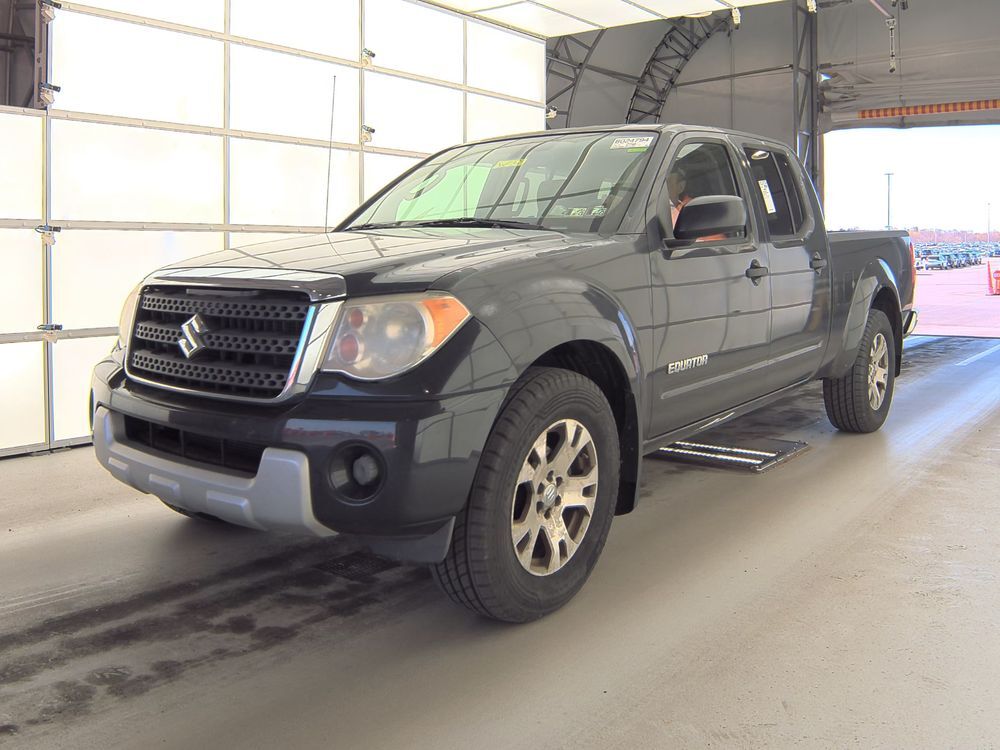 Suzuki Equator