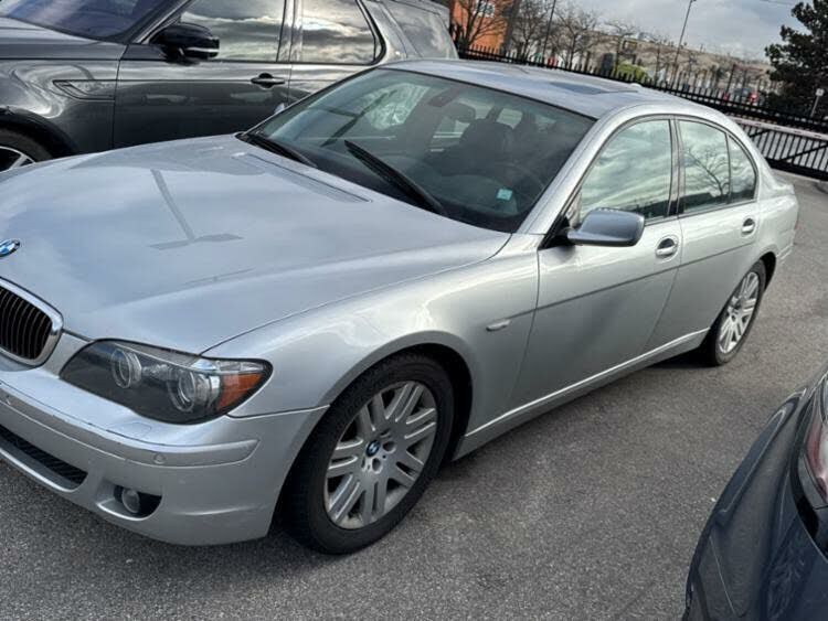 BMW 750i