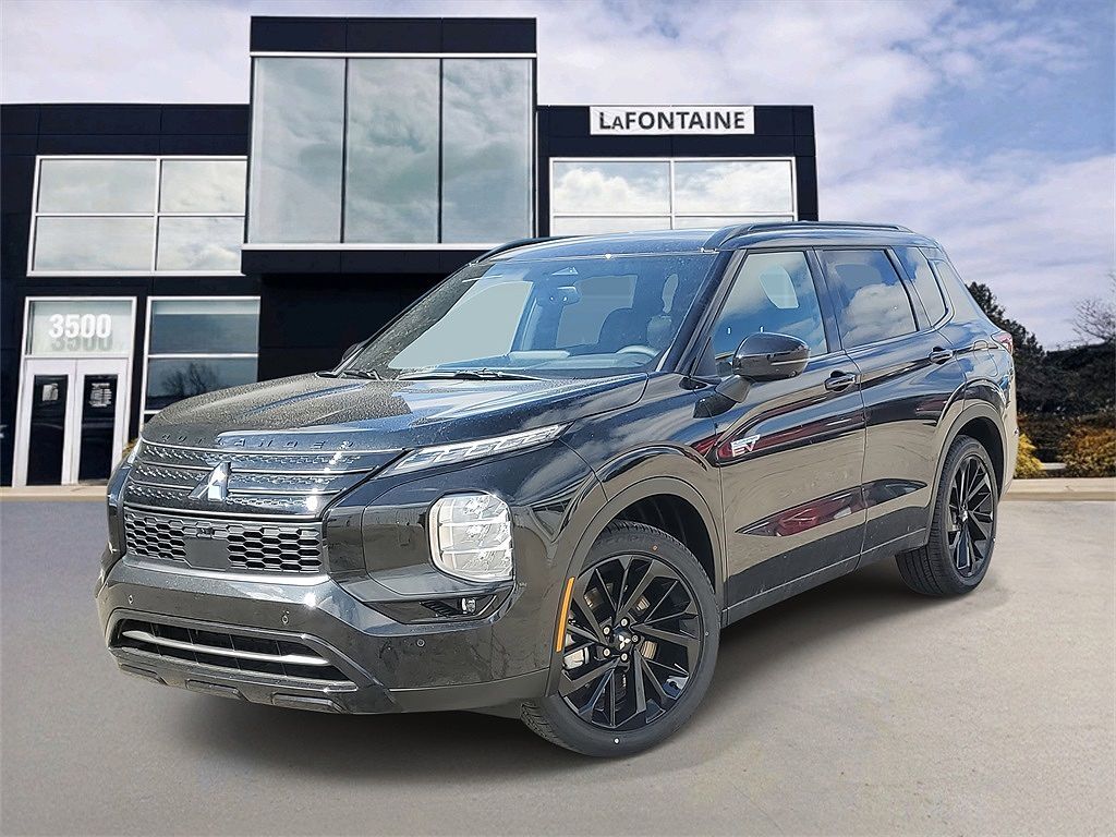 2025 MITSUBISHI Outlander