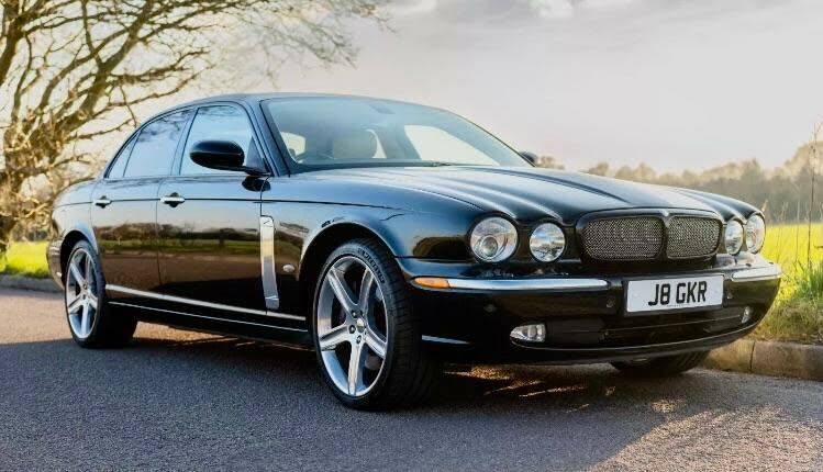 Jaguar XJR