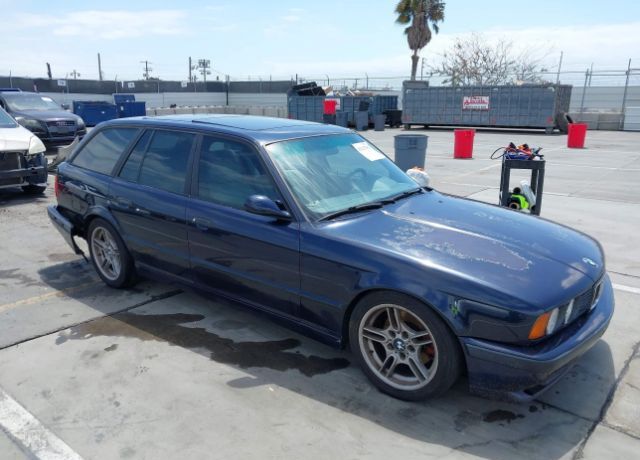 BMW 525i
