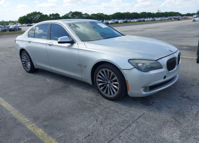 BMW 750i