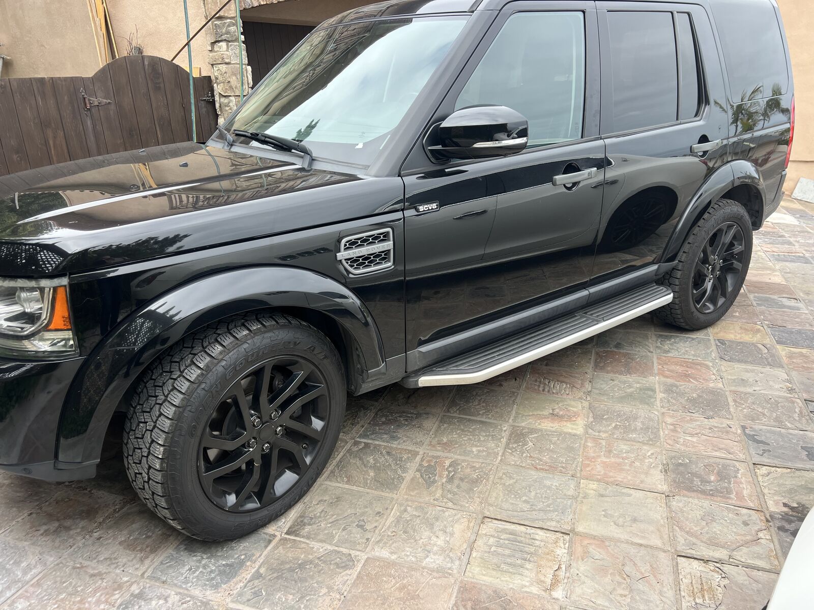 Land Rover LR4