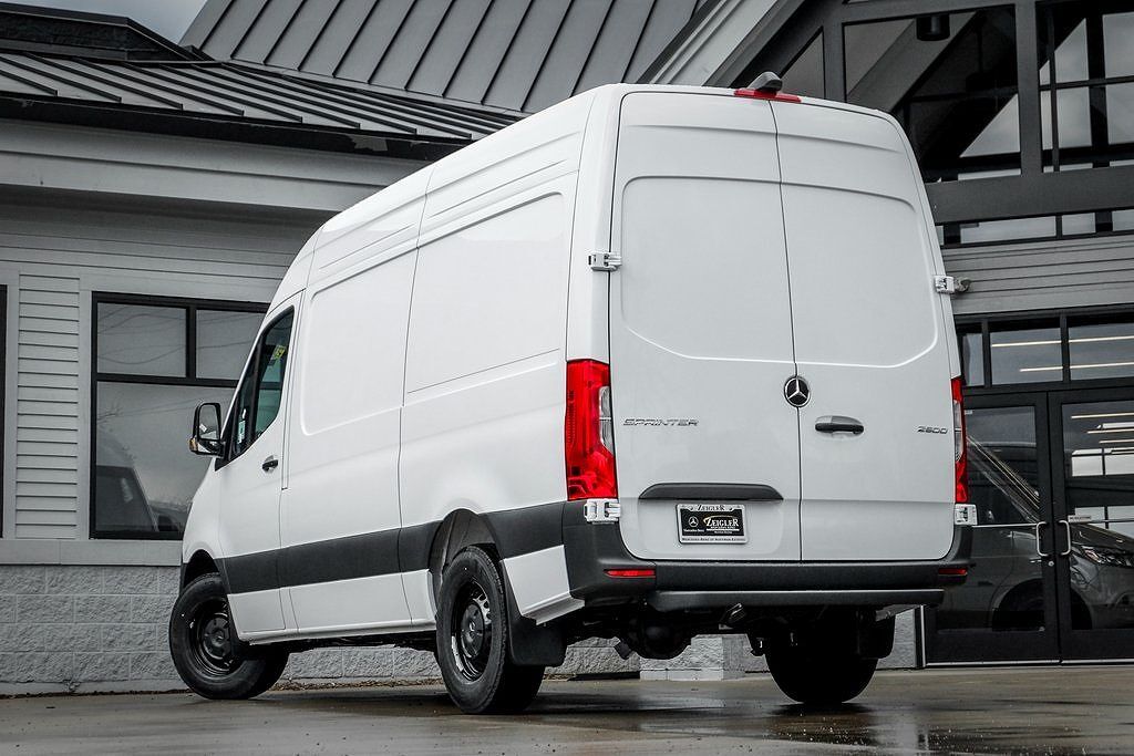 2025 Mercedes-Benz Sprinter