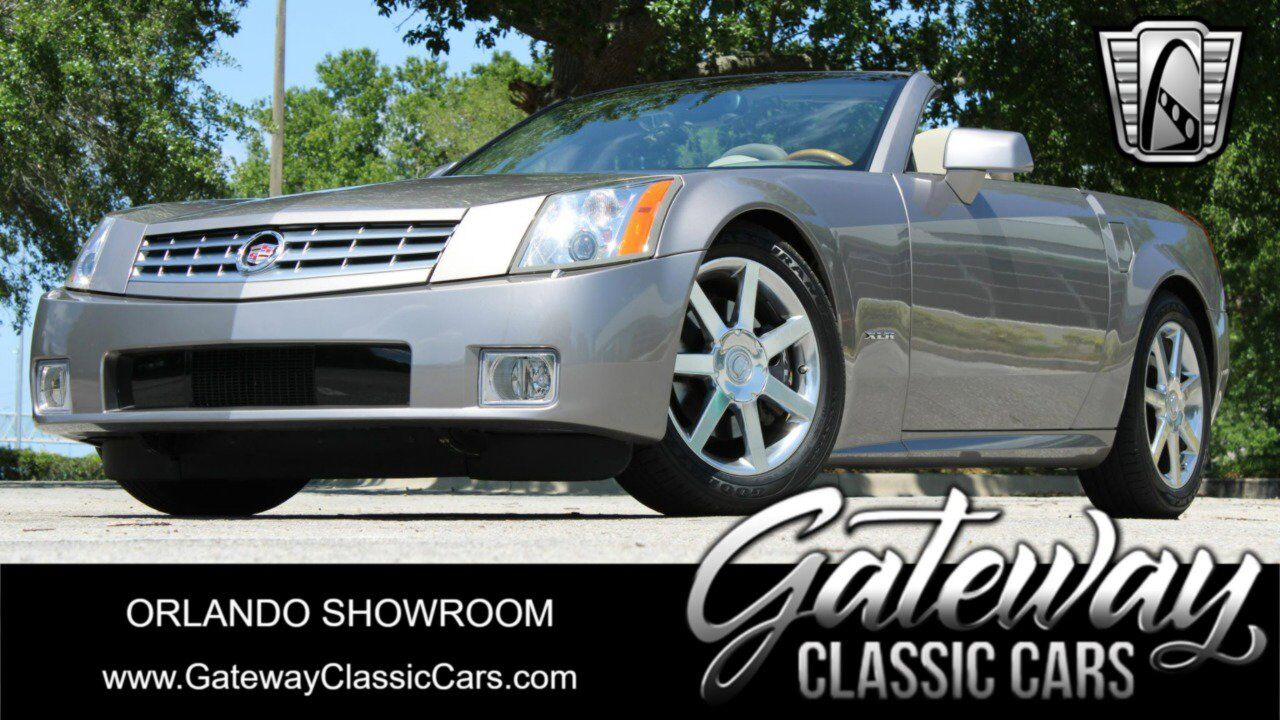 Cadillac XLR