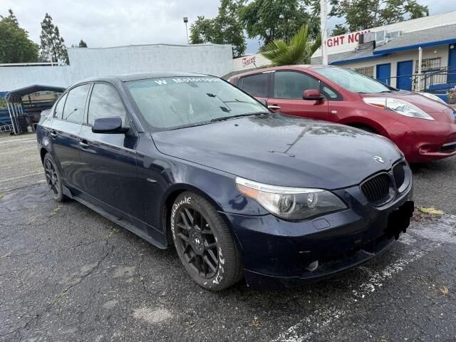 BMW 530i