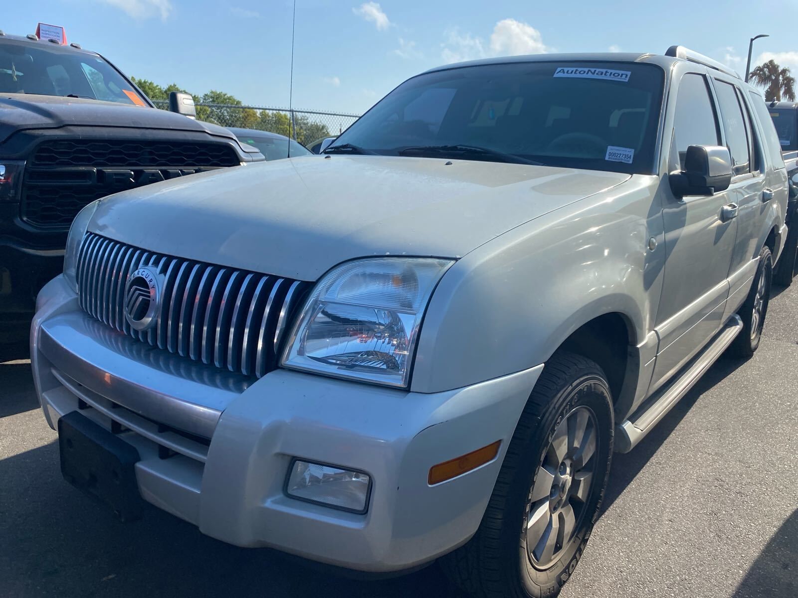Mercury Mountaineer